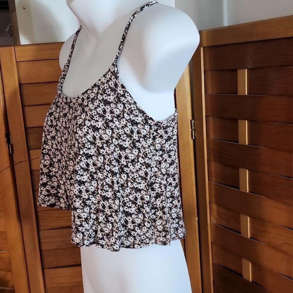 Nollie brand crop top - Picture 3 of 8